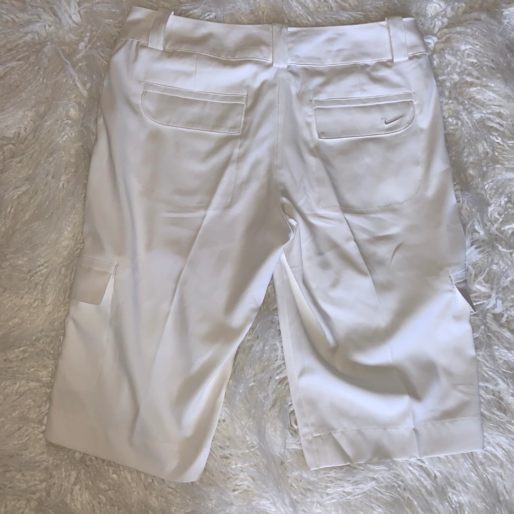 🔻NWT Nike Golf Shorts - Picture 2 of 6